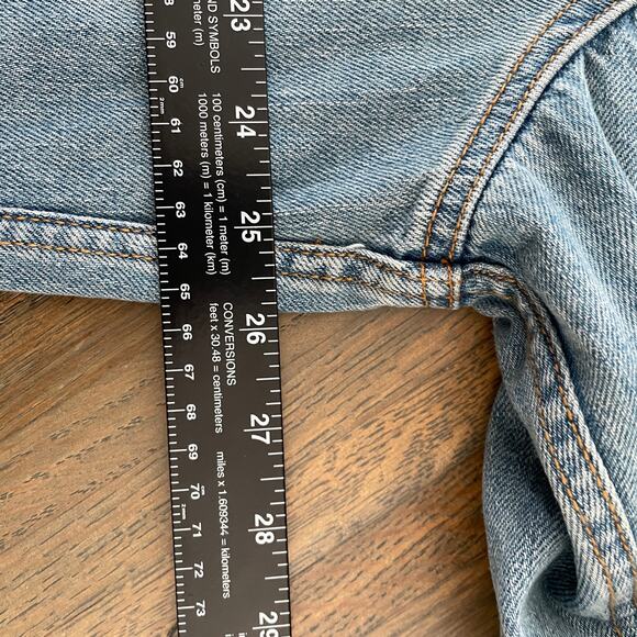 Pink Dolphin Women’s Denim Jacket XL Light Wash Distressed Frayed Hem Streetwear - Picture 13 of 15